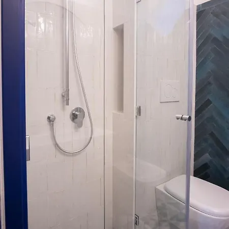 Il Sorriso Di Bri Capri